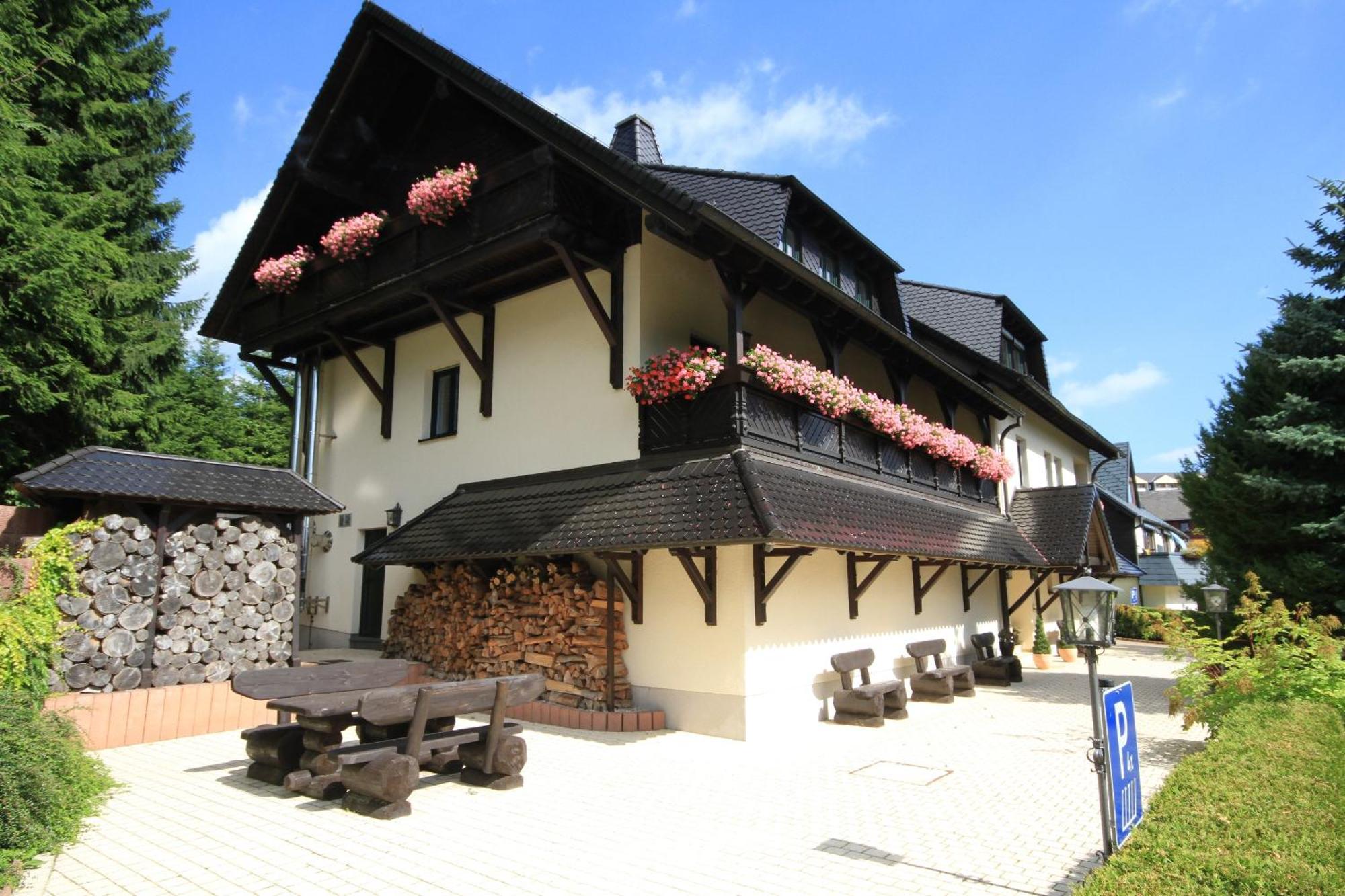 Appartementhaus Am Fichtelberg Обервиезентал Екстериор снимка